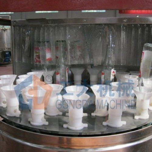 Bottle rinsing machine